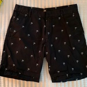 H&M Tropical Navy Kaki 32 Shorts